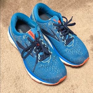 Brooks Ghost 11 Tennis Shoes 8.5